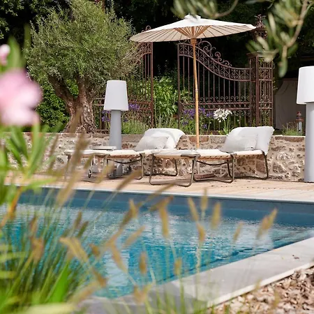 L'echappée- Avec Piscine Pour 4 Personnes Villa Clisson